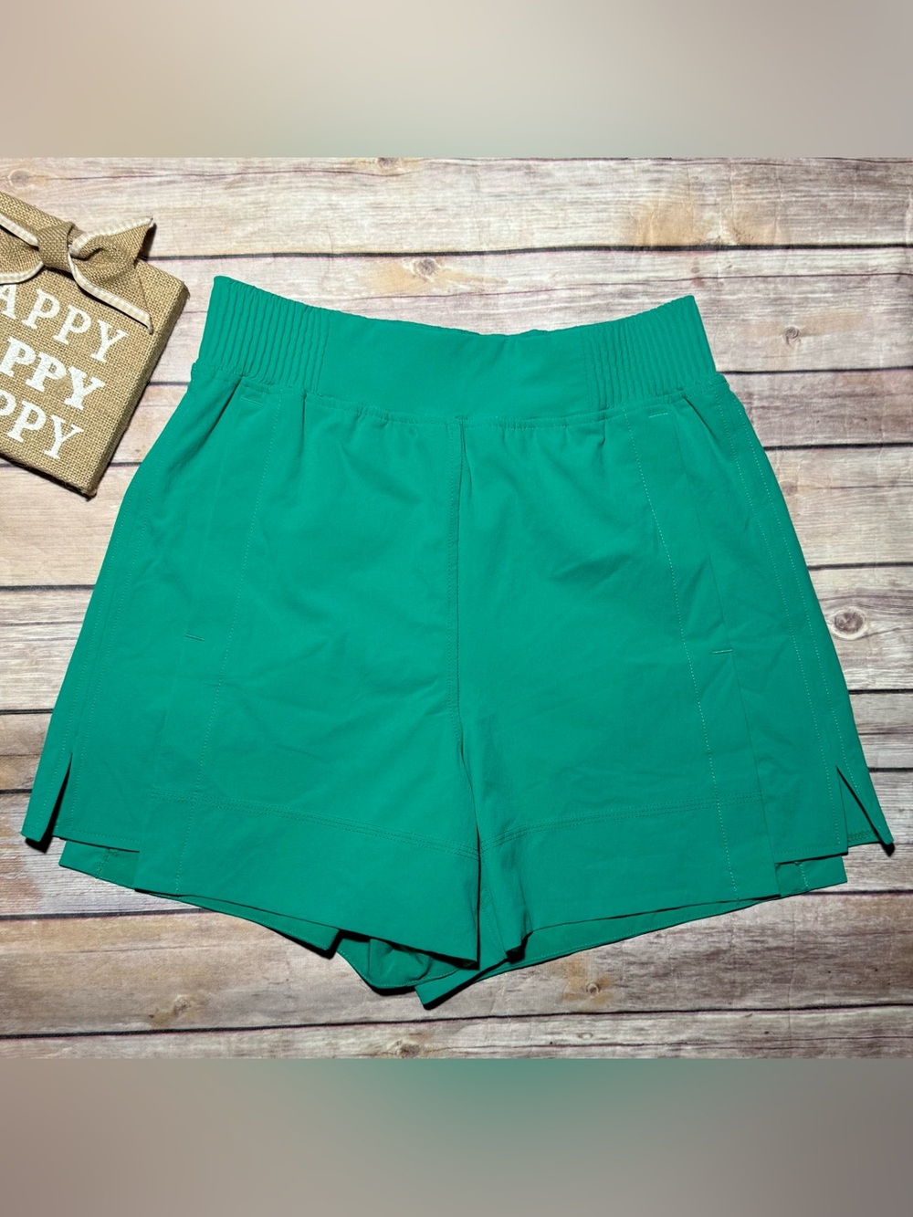 Lululemon Stretch Woven
Relaxed-Fit HR Short size XS Kelly Green - Picture 4 of 12